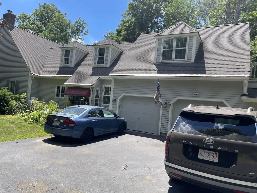 10 Crowningshield Drive, Paxton