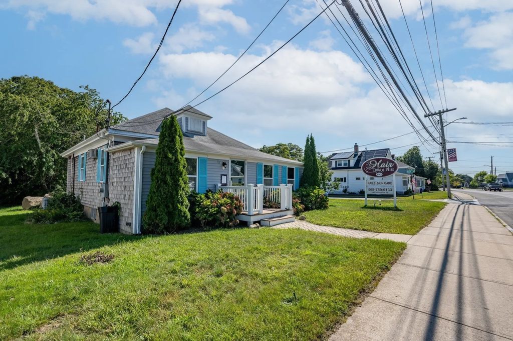 190 Main St, Bourne