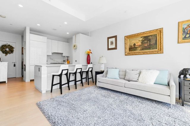 133 Seaport Blvd #1805, Boston