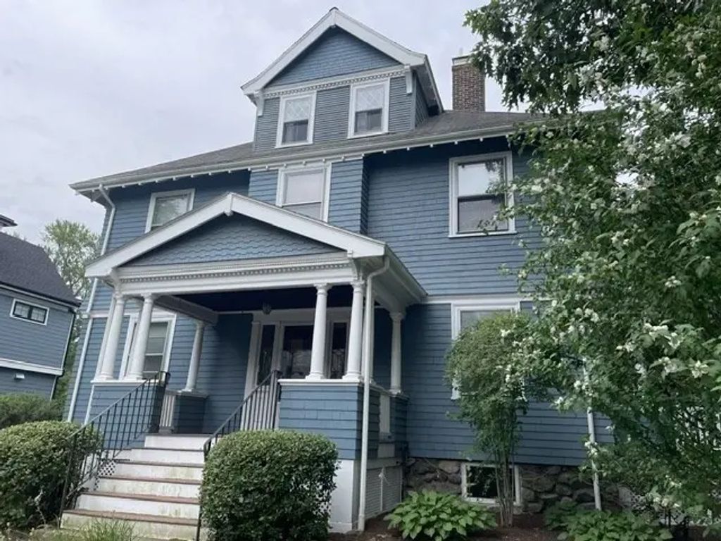 308 Cabot St #308, Newton