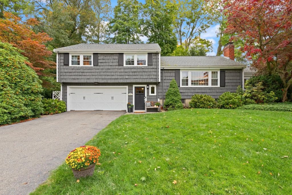 70 Longview Road, Reading