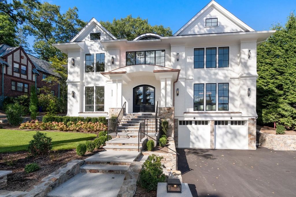 308 Prince, Newton