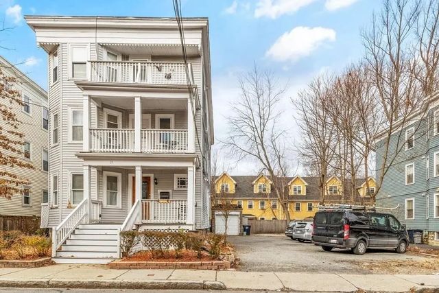 21 Washburn Ave #2, Cambridge
