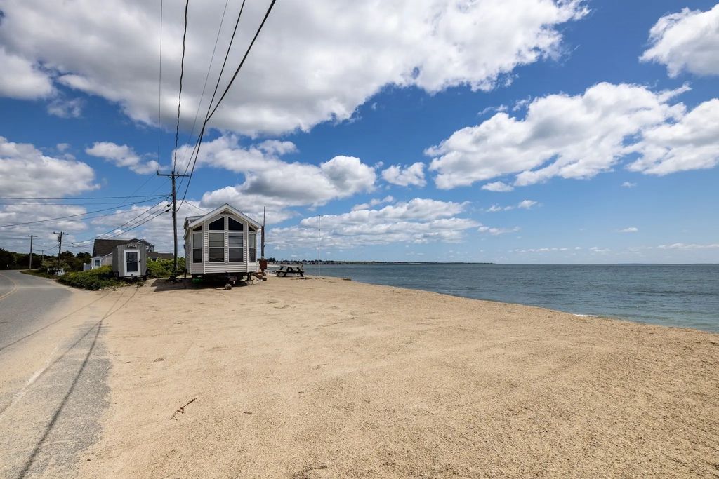 238/242 East Beach Rd, Westport