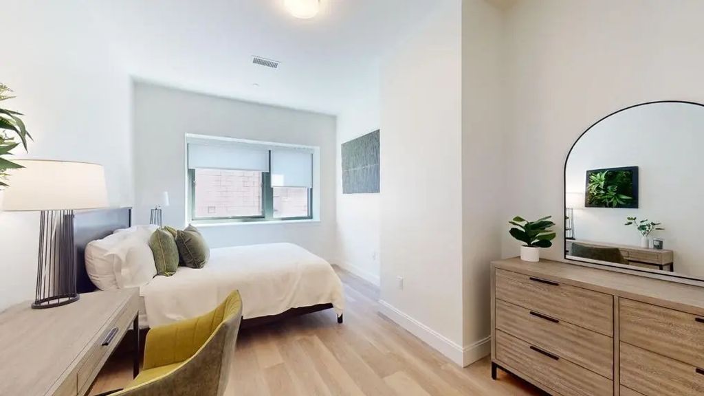1079 Commonwealth Avenue #339, Boston