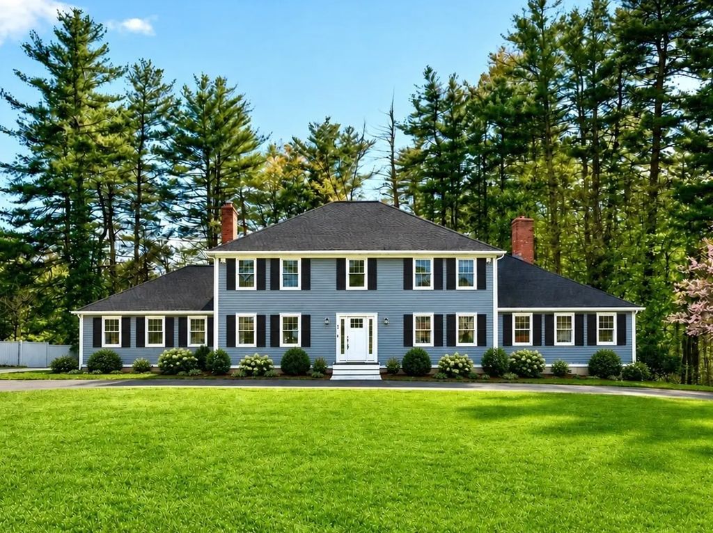 65 Fox Run Rd, Sudbury