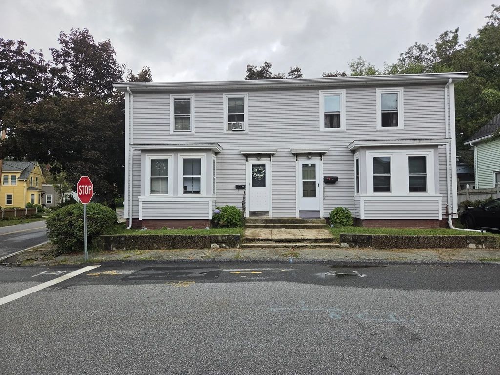 25-27 Brooks St, Maynard