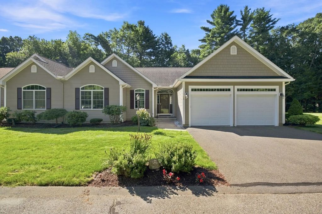 25 Tall Pines Rd #6, Hampden