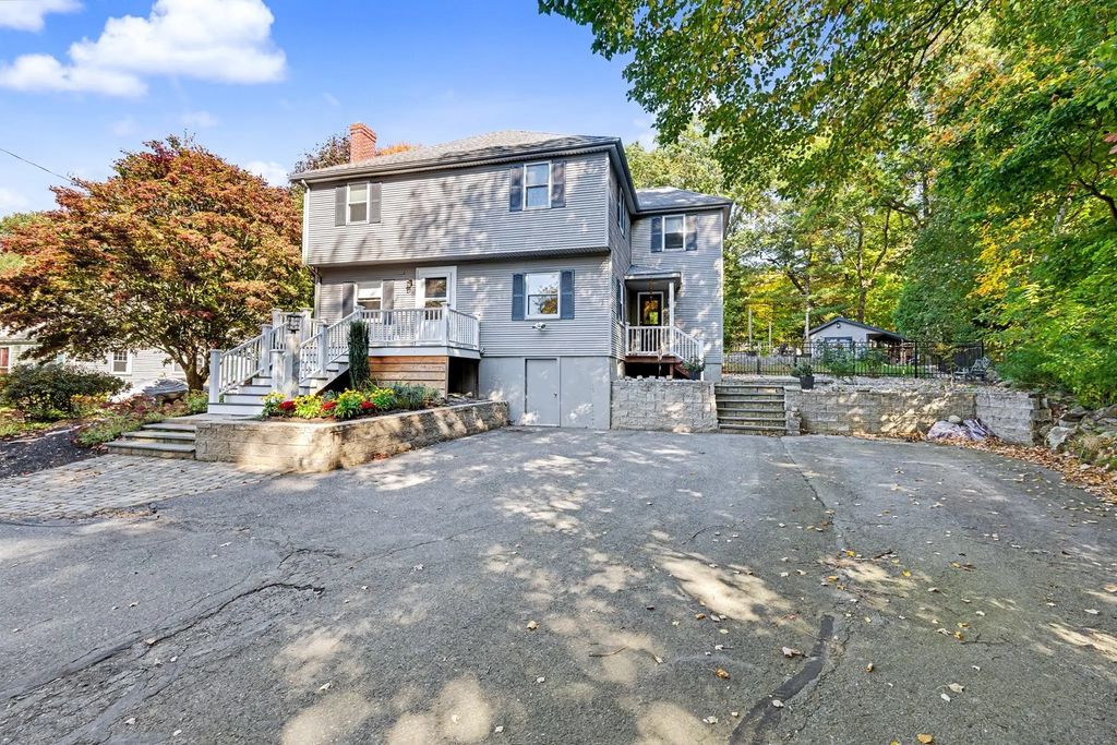 38 Lyndon Ln, Ashland