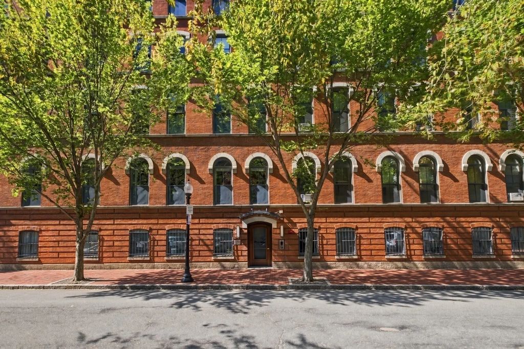 19 Father Francis Gilday St #102, Boston