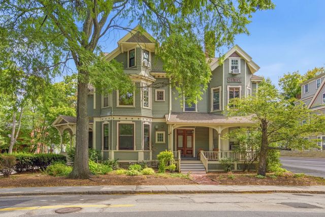 62 Cypress #1, Brookline