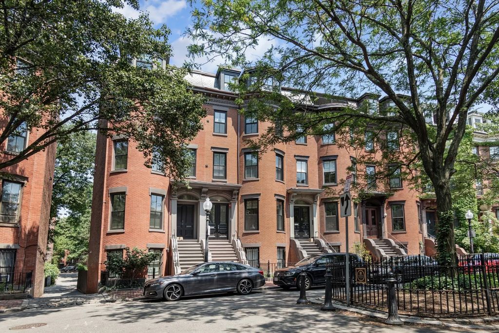 53 Rutland Sq #2, Boston