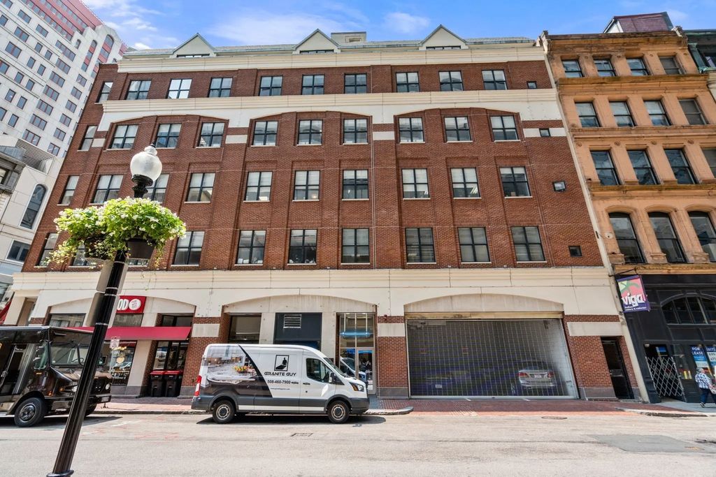 295 Devonshire St, Boston