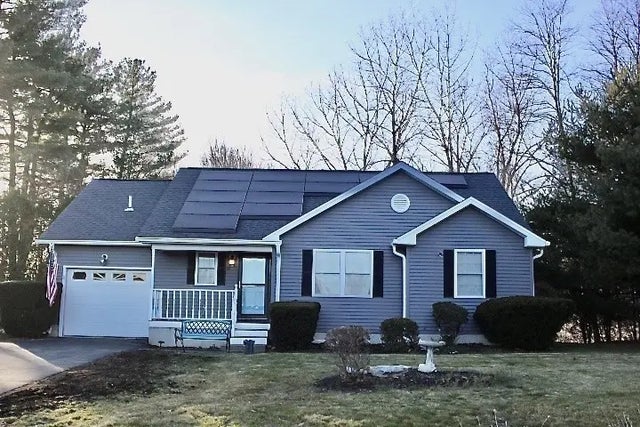 15 Elizabeth Dr #15, Northborough