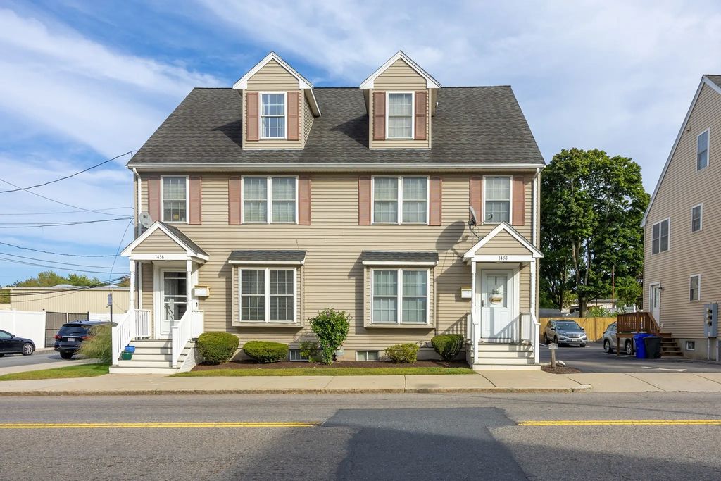 1438 Hyde Park Avenue, Boston