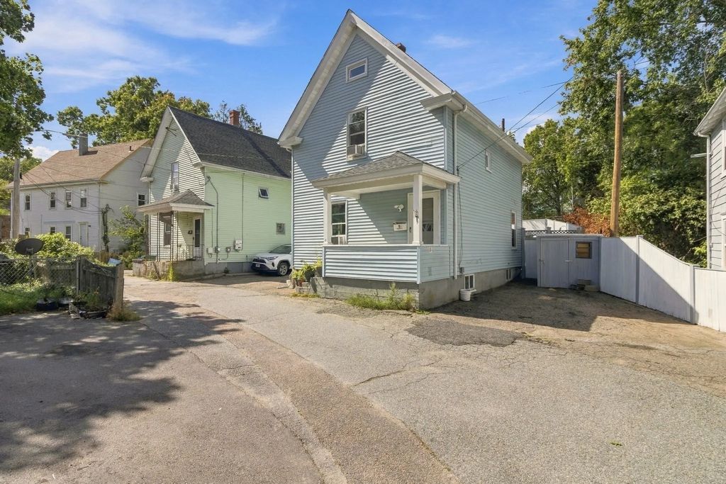 5 Eden Ct, Attleboro