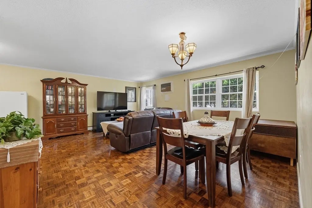 257 N Main #4, Andover