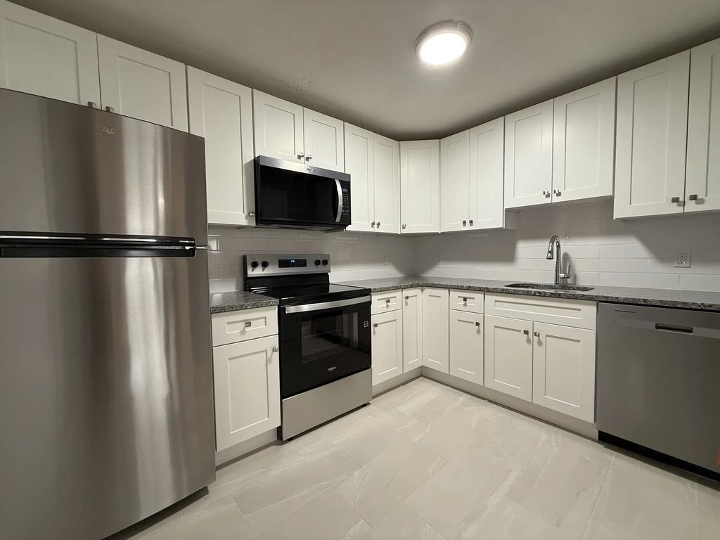 4 Oakcrest Rd. #32, Boston