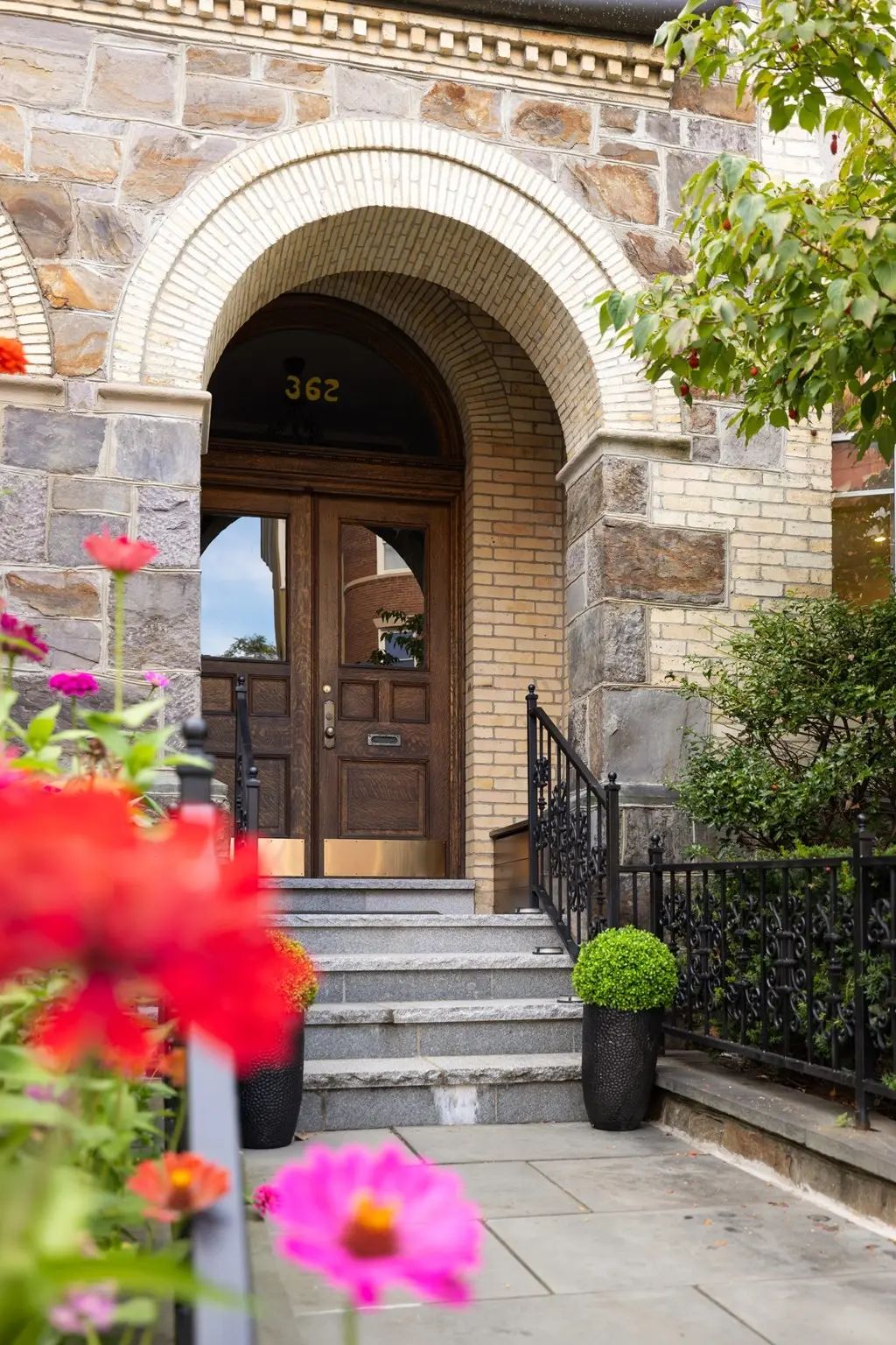 362 Tappan St, Brookline