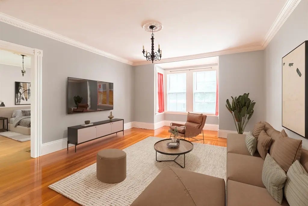 327 Lafayette St #2, Salem