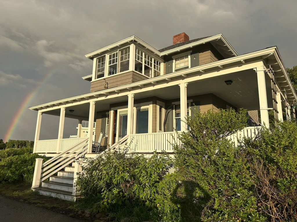 4 Diamond Ave, Gloucester