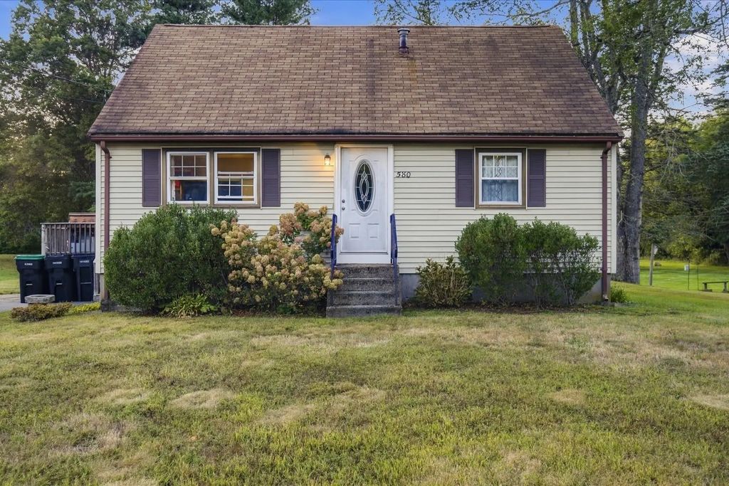 580 Crescent St, East Bridgewater