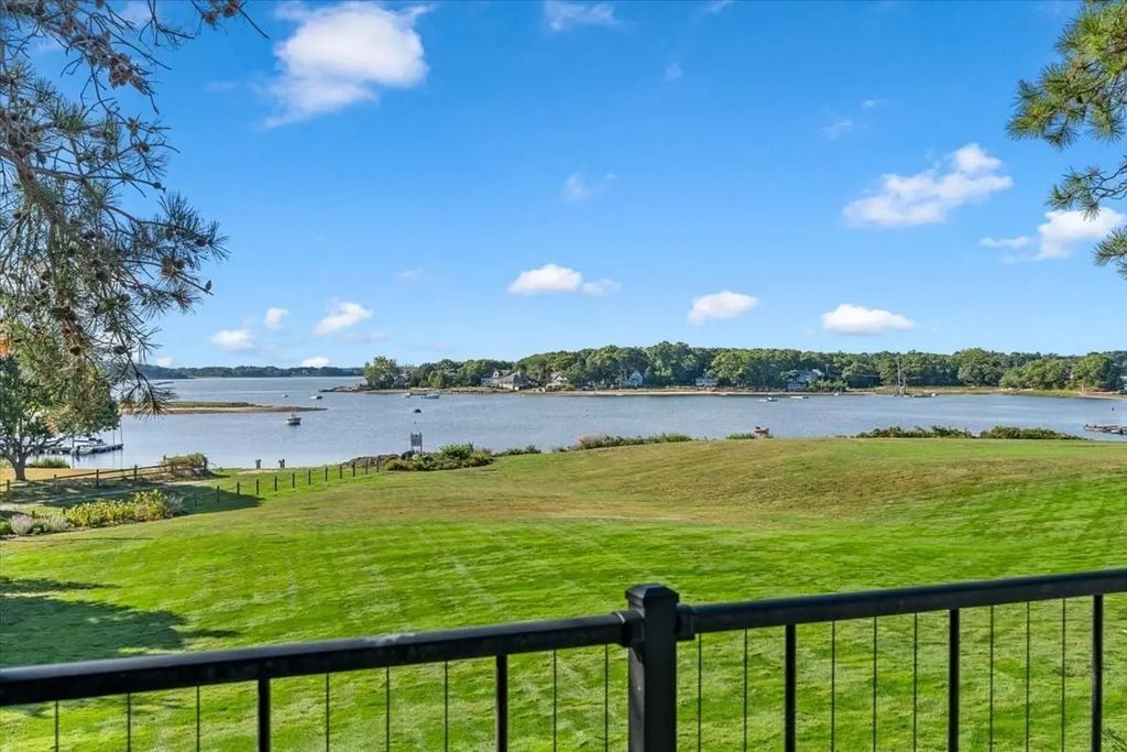 30 Woodbury St #30, Wareham