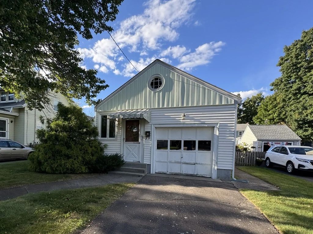 93 Audubon Rd, Milton