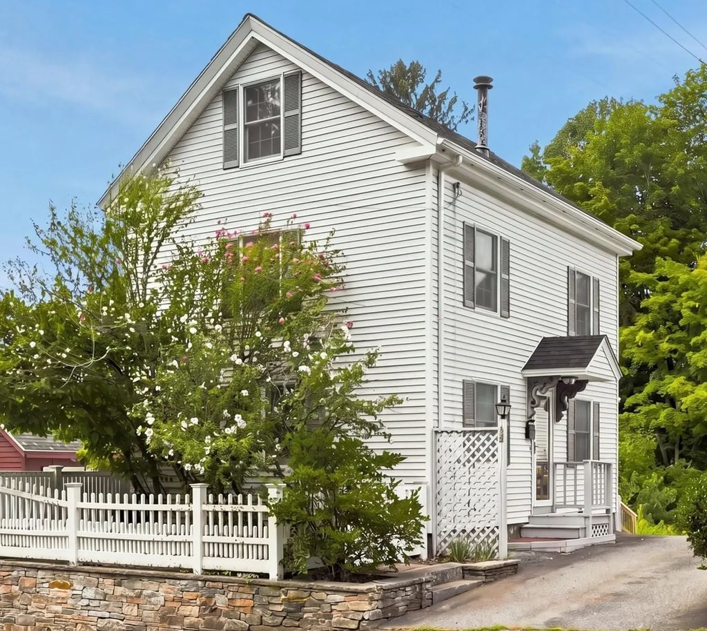 58 Morton Street #a, Andover