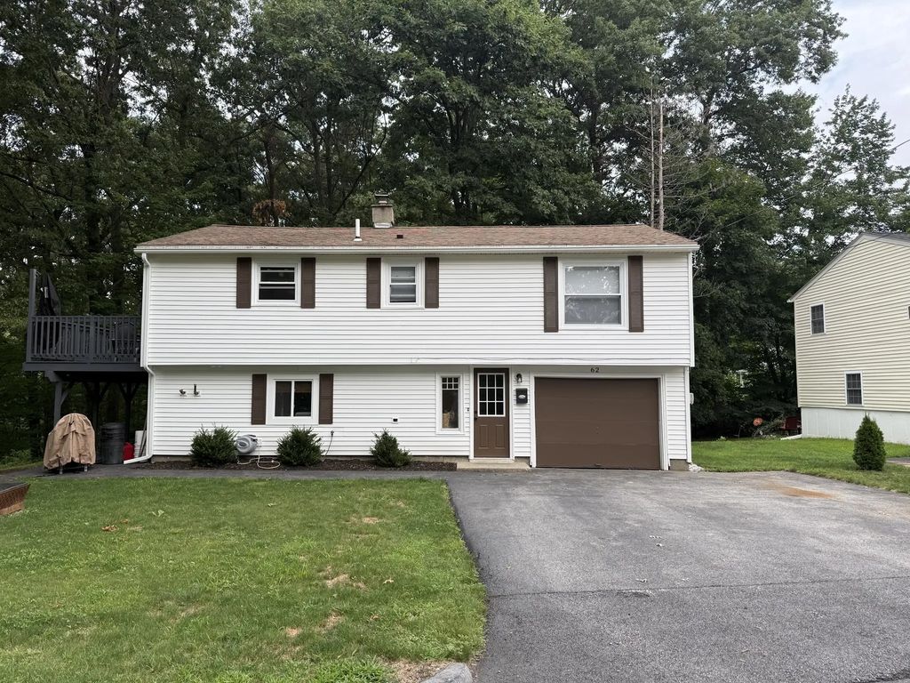 62 Piehl Ave, Worcester