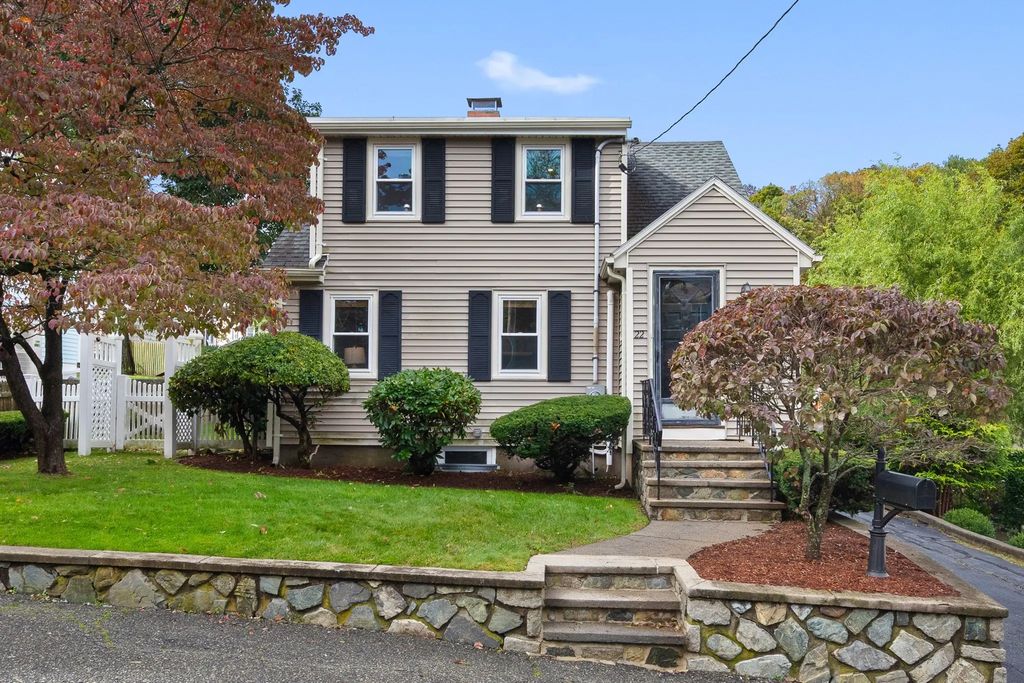 22 Ash St, Melrose