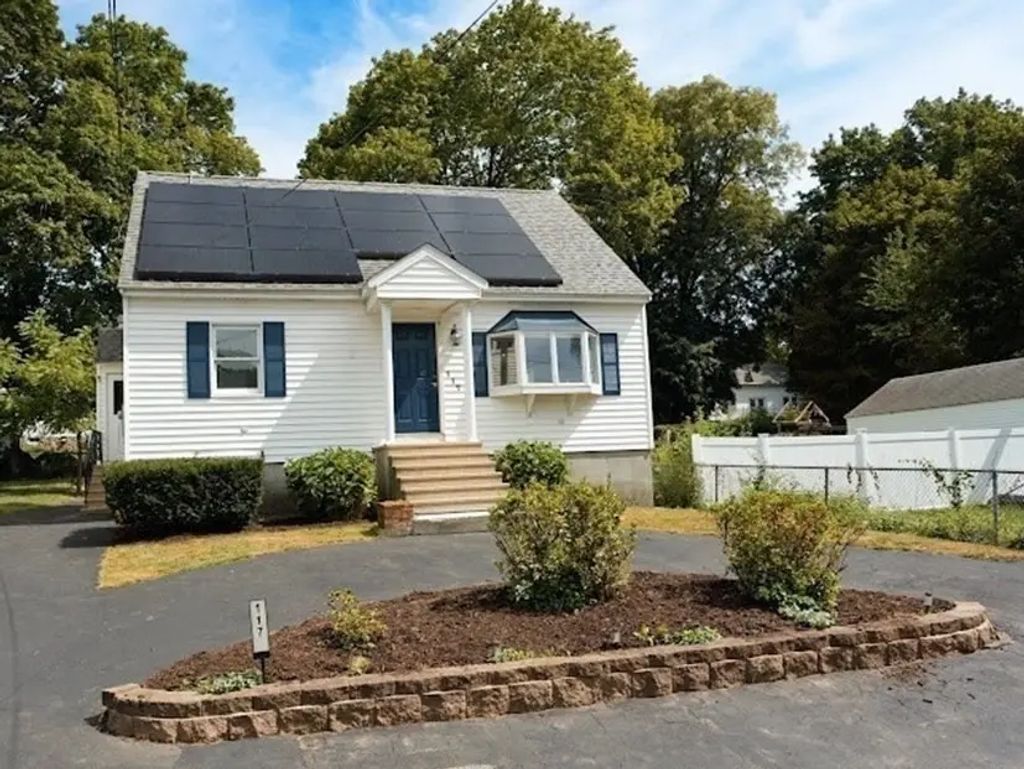 117 Lexington Ave, Lowell