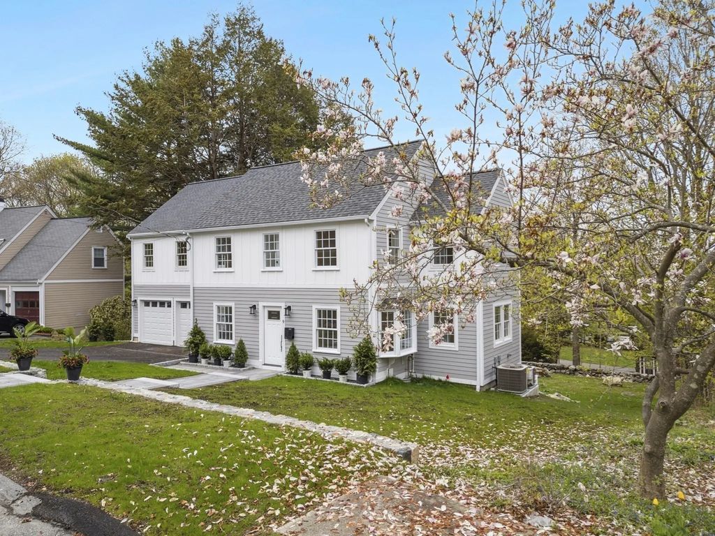 9 Richard Rd, Lexington