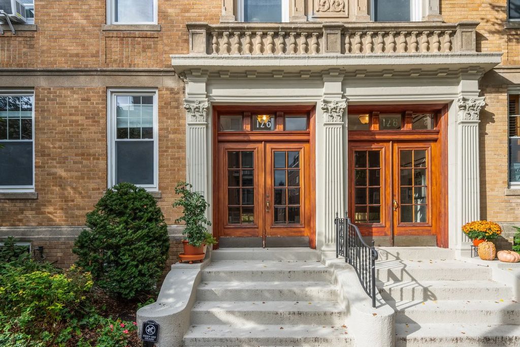 126 Sewall St #a, Brookline