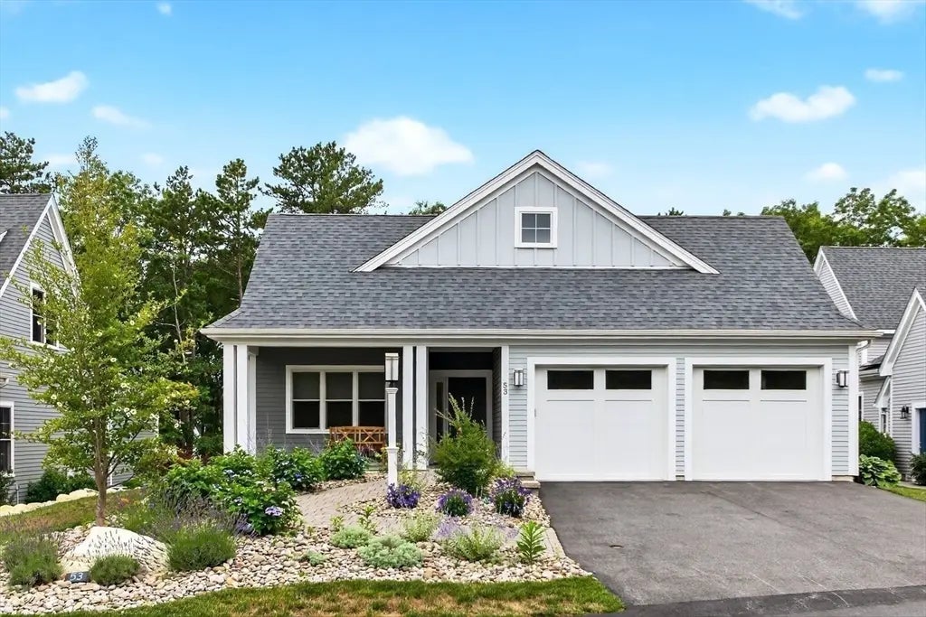 53 Standing Rock, Plymouth