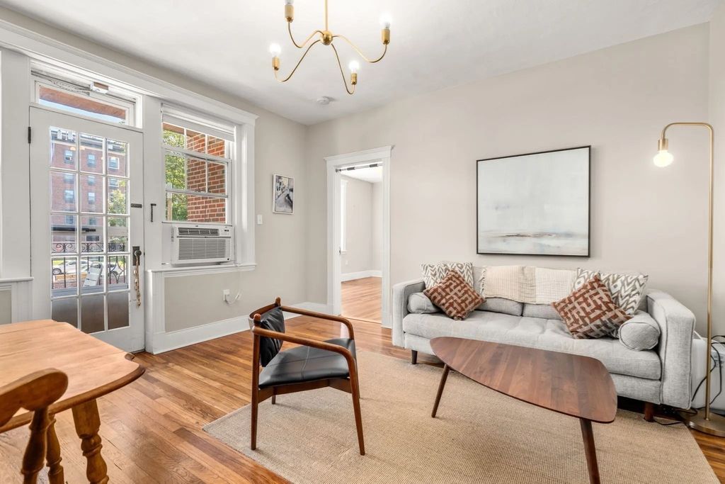 343 S Huntington Ave #6, Boston