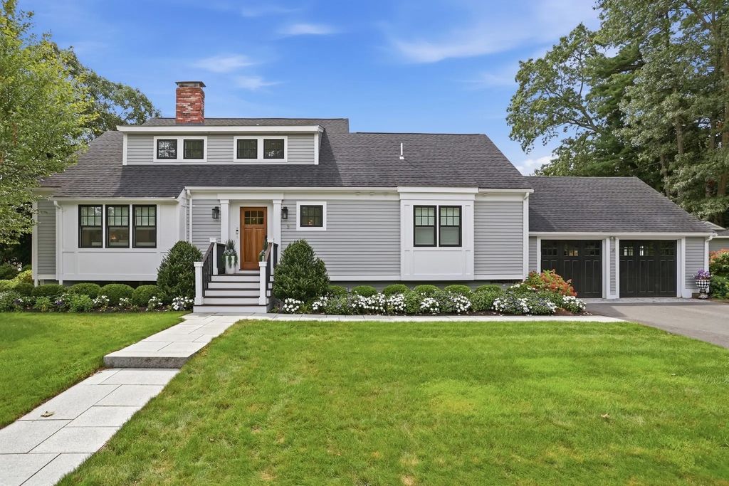 9 Stacey Circle, Concord