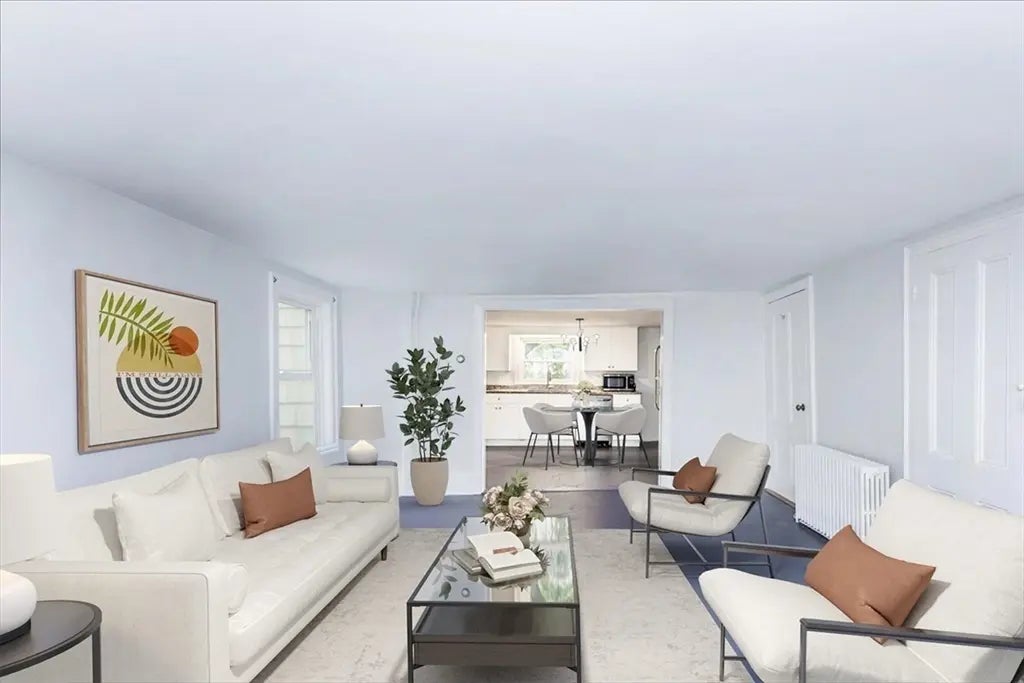 946 Bay Rd. #2, Hamilton