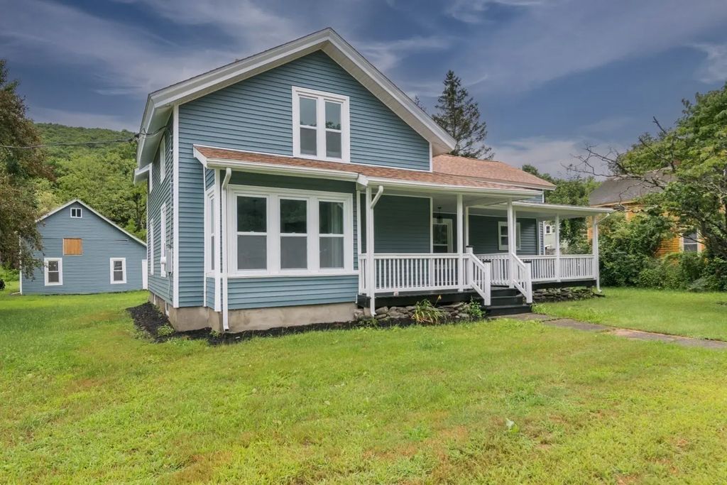 200 Lower Street, Buckland