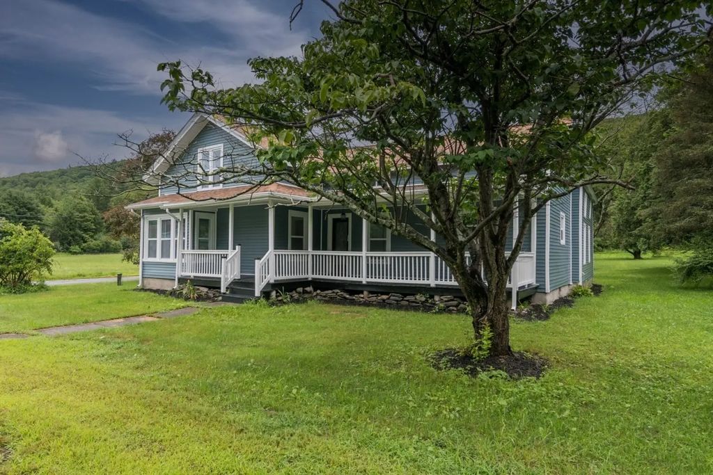 200 Lower Street, Buckland