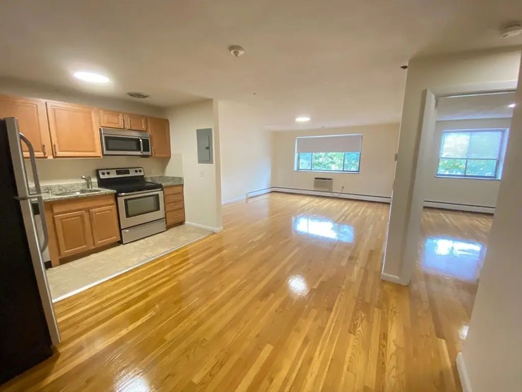 222 Babcock Street #4a, Brookline