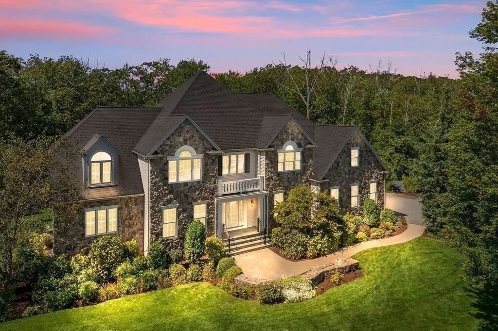 12 Houde Street, North Attleboro