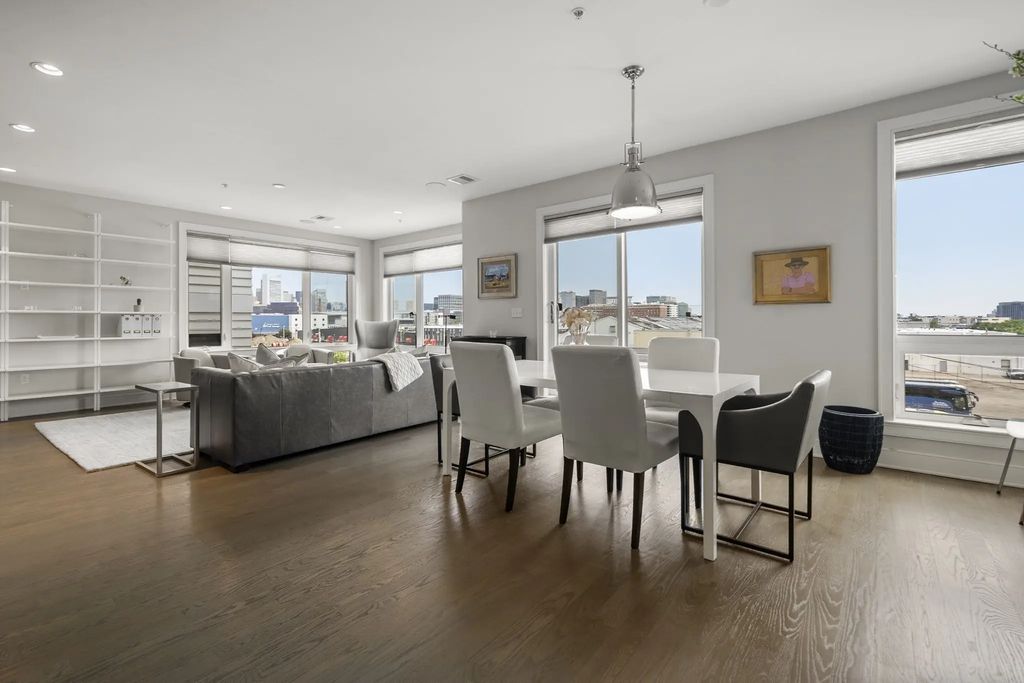 407 W First St #302, Boston