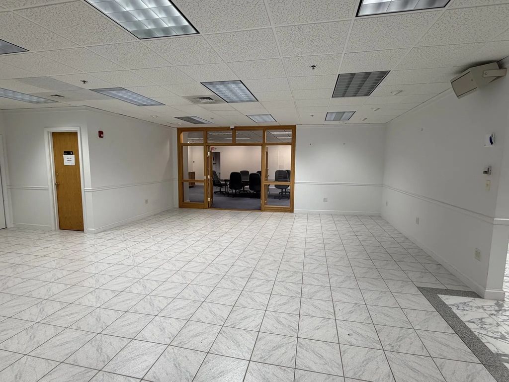 554 Main Street #5, Worcester