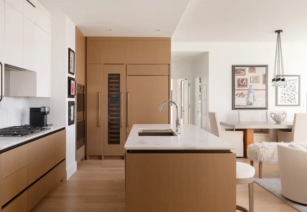 380 Harrison Ave #12f, Boston