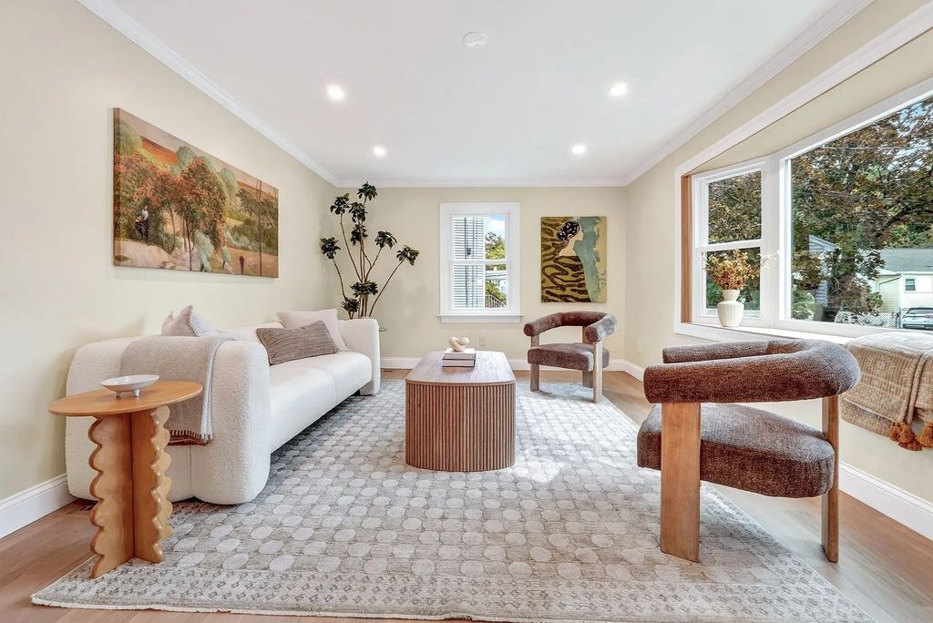 107 Woodley Ave, Boston