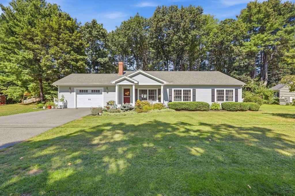 33 Westwind Rd., Andover