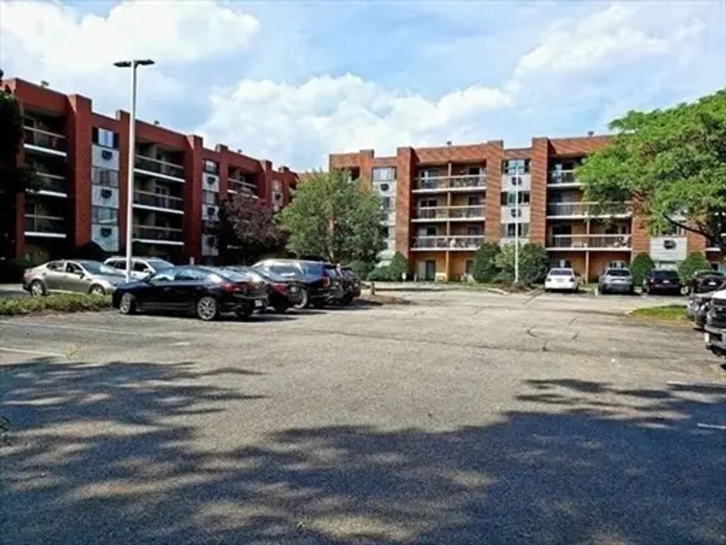4975 Washington St. #110, Boston