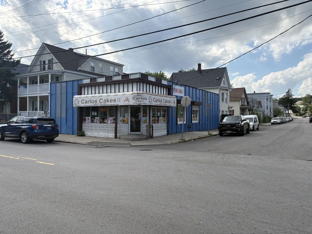 139 Water St, Lawrence