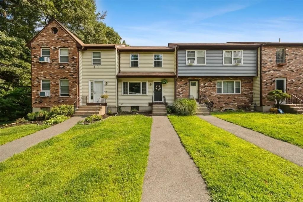 102 S Washington St #2, Norton